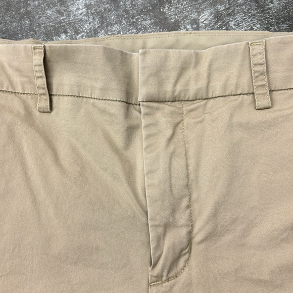 Vince Kacki Chino Cuffed Shorts 12 - Picture 2 of 6